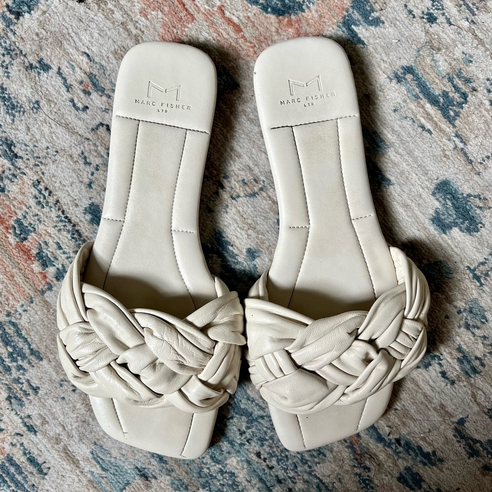 Marc Fisher Women’s 8.5M Miyuki Woven Ivory Leather Slide Sandals